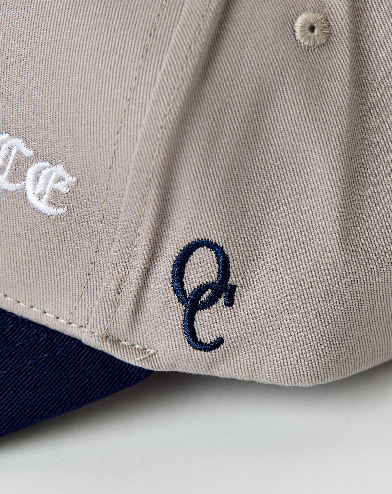 “COOL GREY” SNAPBACK